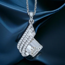 Load image into Gallery viewer, White Roman Crystal Silver Necklace
