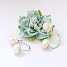 Load image into Gallery viewer, Barcelona White Natural Pearl Duo Silver Earrings
